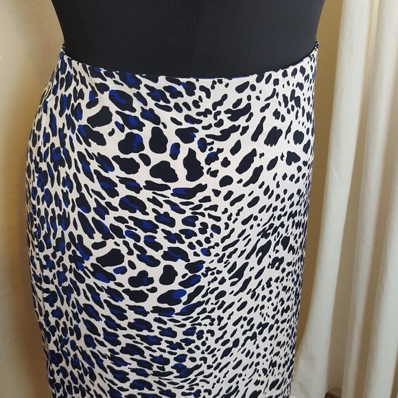 Worthington Dresses & Skirts - 🌸 Leopard Print Pencil Skirt